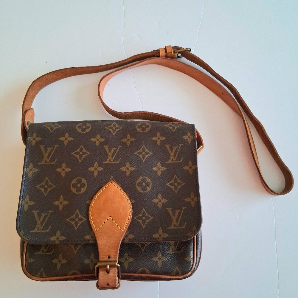 Louis Vuitton Cartouchiere MM Crossbody Shoulder Bag Purse Authentic
